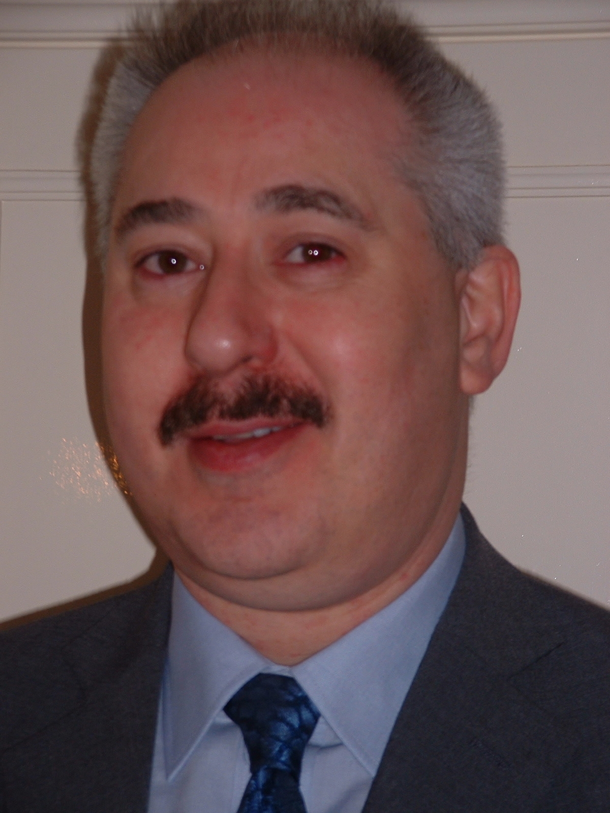 Dr Gary Ellison